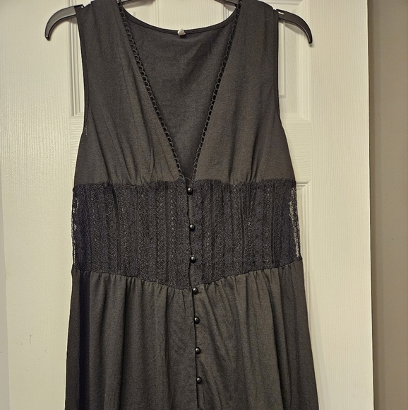 Summer dresses & Sandals, never worn. Sizes lg. Bikini is a lg but runs sm Shoe7 - Picture 3 of 6